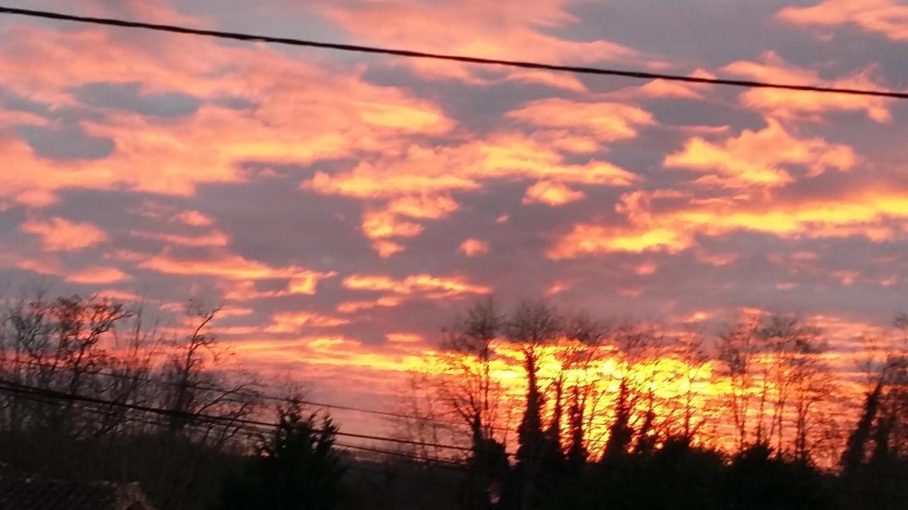 A Clair Matin Apartment Estang Luaran gambar